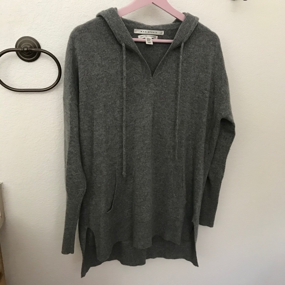MAKE AN OFFER! Cashmere Sweater